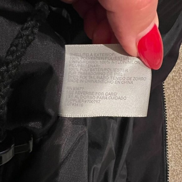 Jacqueline Ferrar Black Fox Fur Hooded Coat Size Medium - Picture 6 of 6